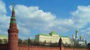 Kreml ulduzları Spasskaya üzərindəki ulduzların ölçüsü
